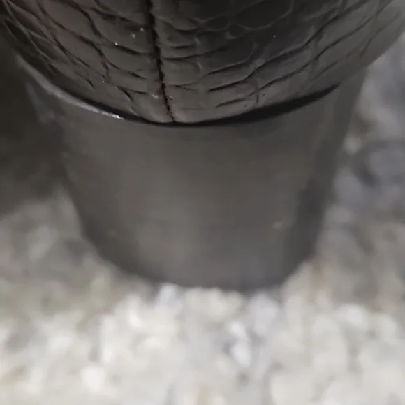 Salvatore Ferragamo Shoes - Picture 5 of 10